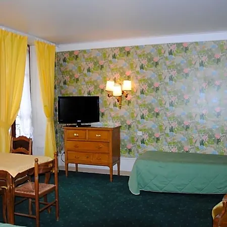 Richemond 2* שאמוני