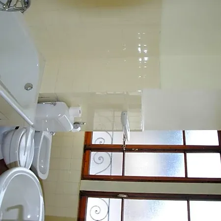 Richemond מלון 2*