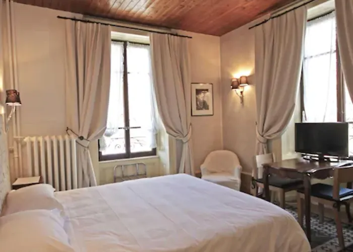 Ξενοδοχείο Richemond 2*