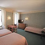 Richemond Hotel 2*